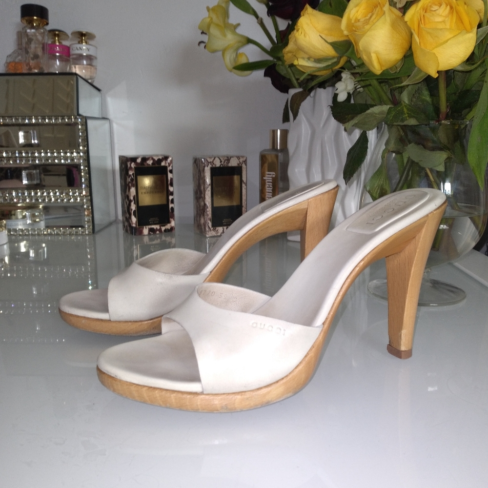 Vintage Gucci Y2K off white leather slip on heels size 39 - Picture 4 of 14